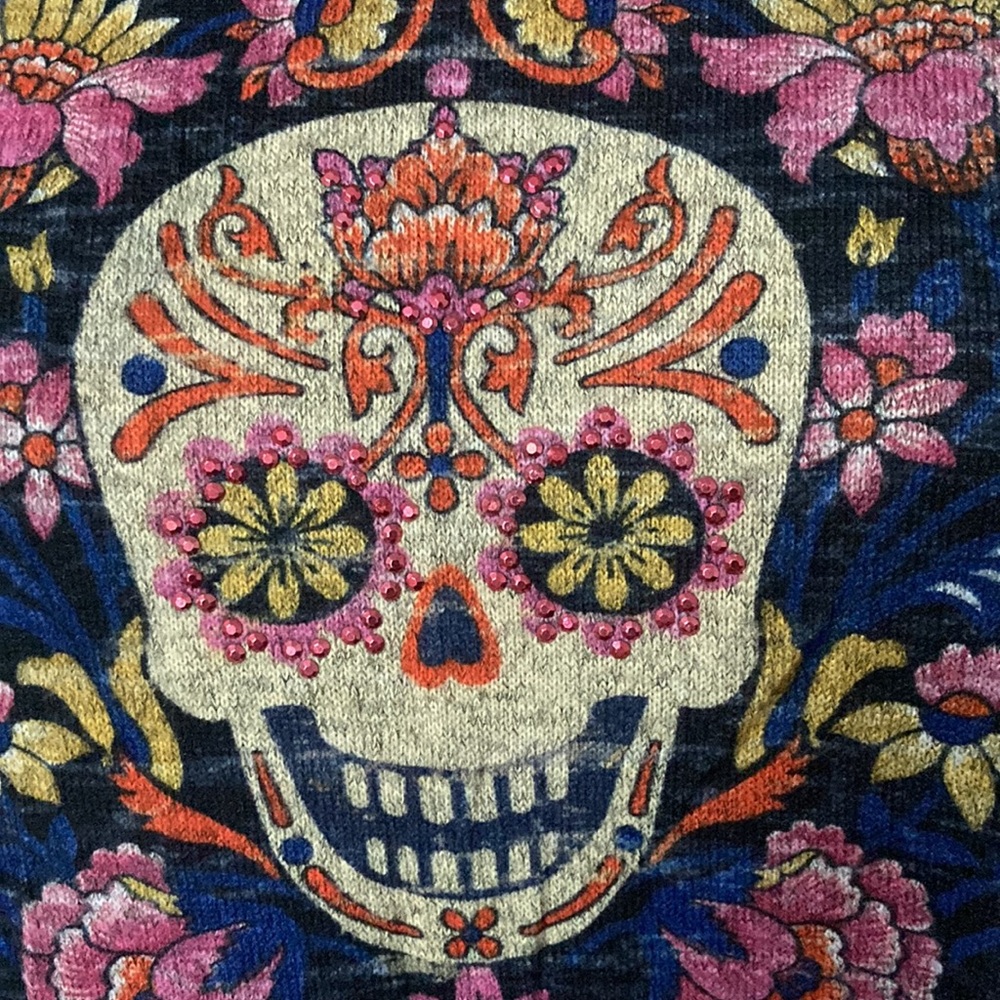 ONE WORLD Navy Floral Sugar Skull V-Neck Long Sleeve Top - Picture 3 of 5